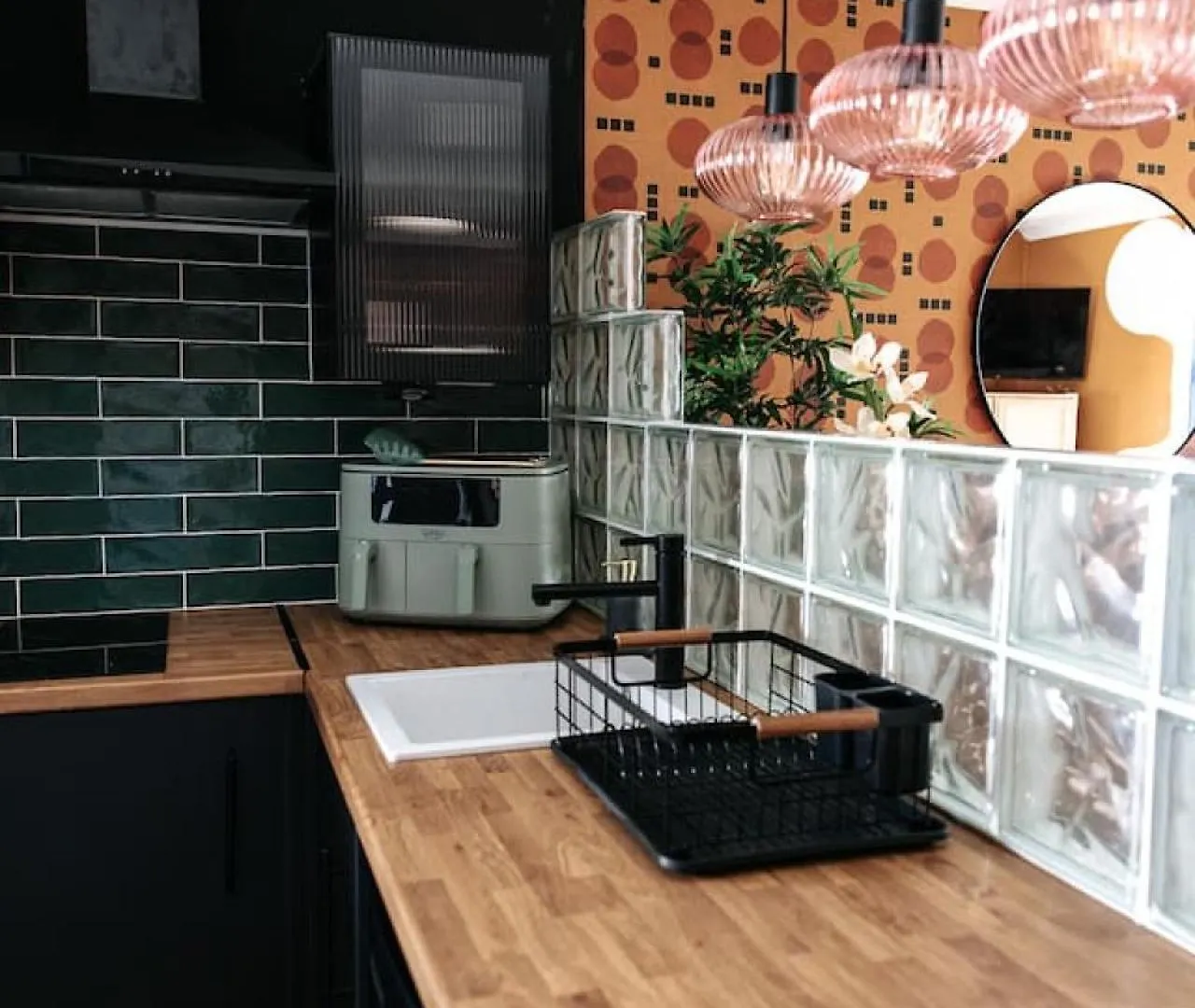 70S Hideaway Guest Studio For 2 I Private I Self Contained I Near 카디프 영국